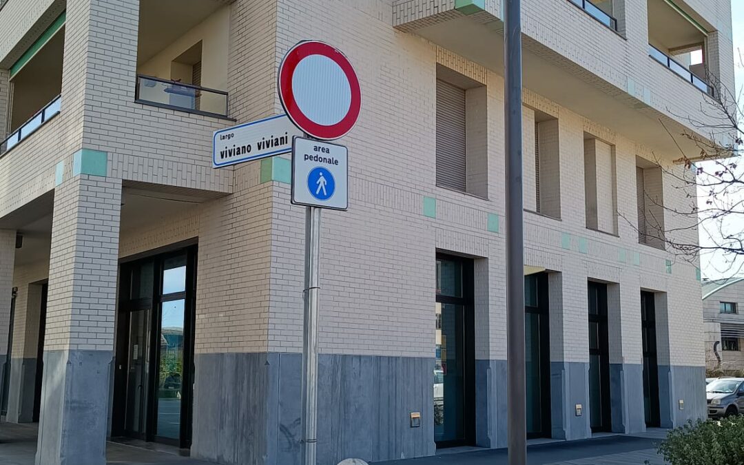 LARGO VIVIANO VIVIANI: NUOVA AREA  PEDONALE E INSTALLAZIONE VARCO ELETTRONICO