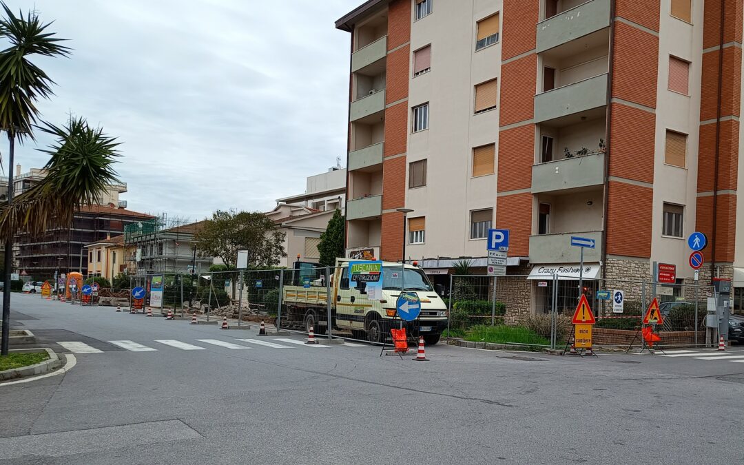 Al via i lavori di rifacimento dei marciapiedi sul lato sinistro di via dell’Aeroporto
