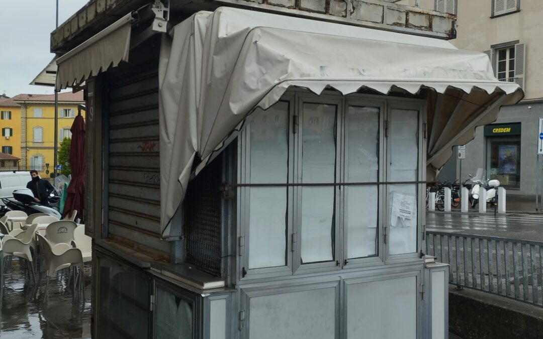 Rimozione dell’edicola in piazza Solferino a Pisa