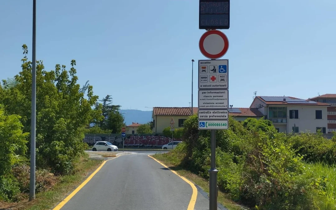 Controllo elettronico della corsia preferenziale in Via San Biagio